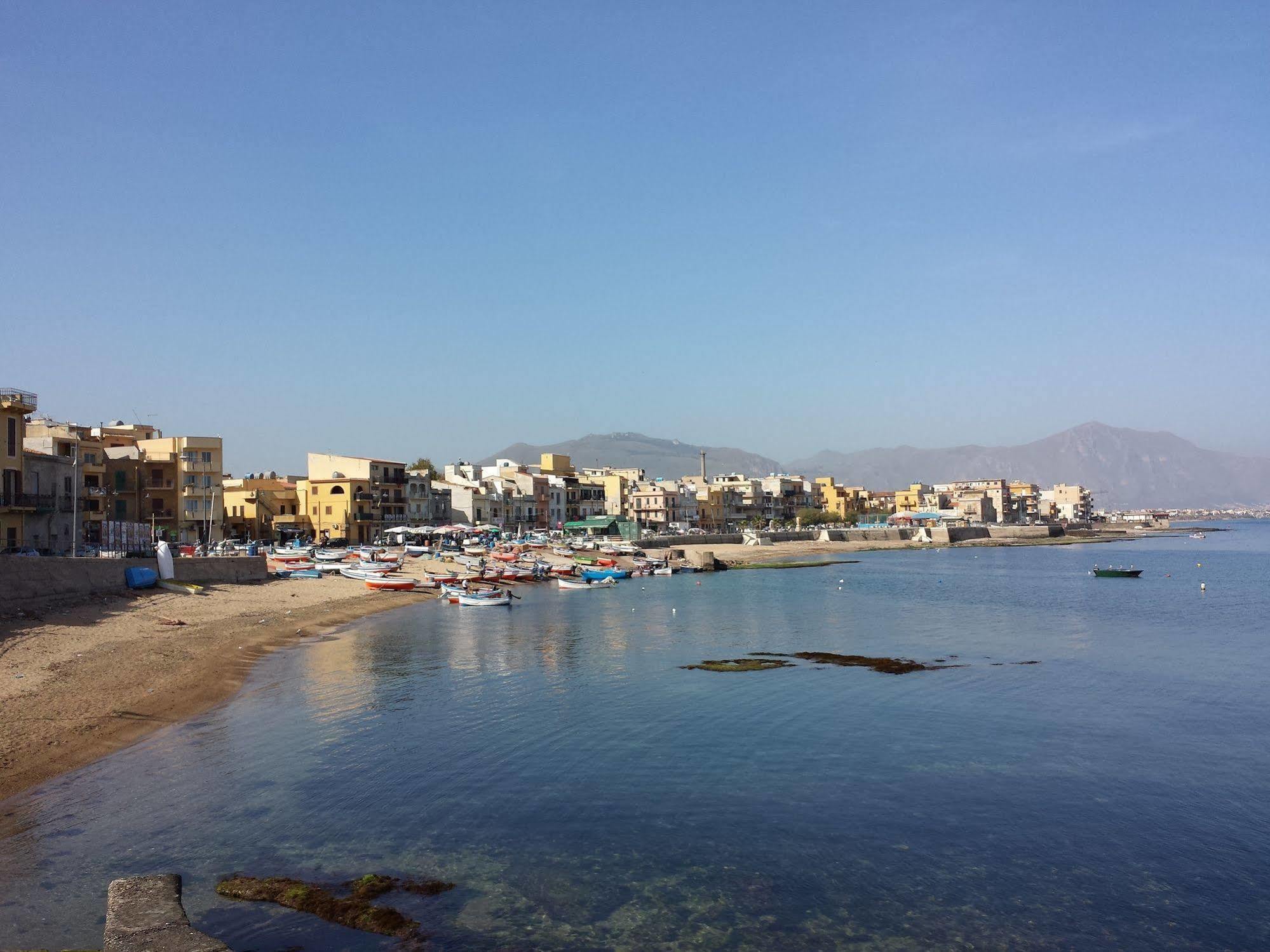 Bed And Breakfast Marina D'Aspra Μπαγκερία Εξωτερικό φωτογραφία